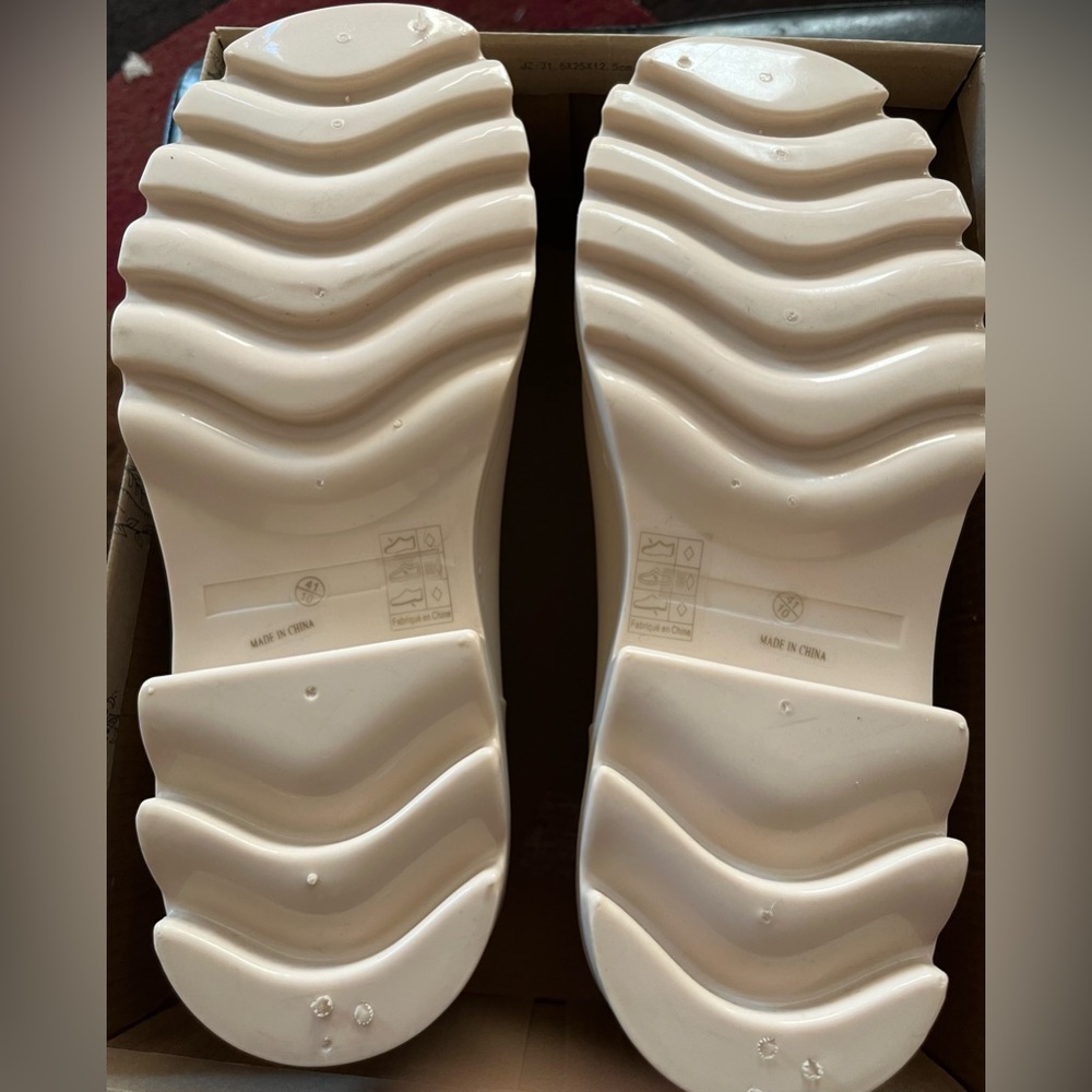 Free People High street rain boot in Parchment beige Size 10 - Picture 8 of 9